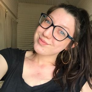 Meet your Posher, Lydia hope